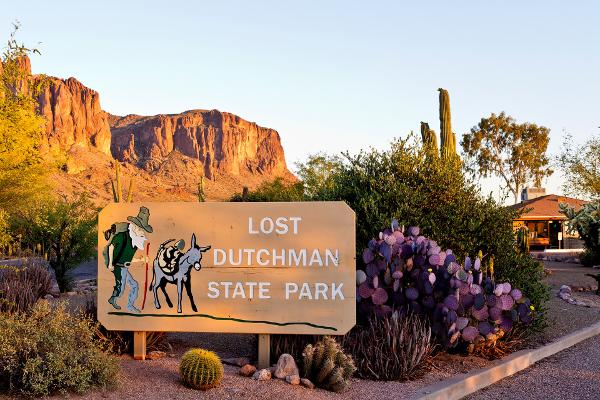 Lost Dutchman Park Entrance