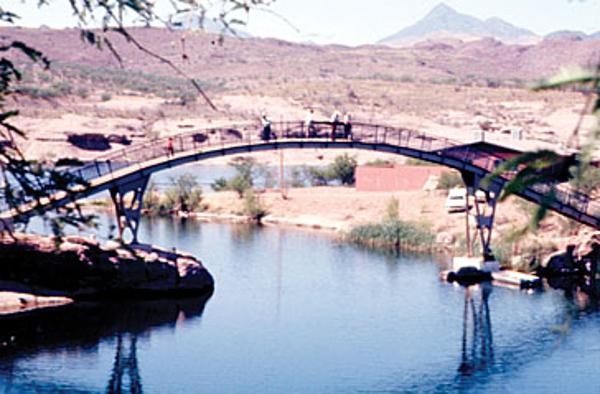 Foot bridge in 1975